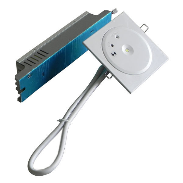 オーダーメイド IP45 メンテナンスのない 1W LED 再充電可能 収納式 天井 非常用 ライト バッテリーバックアップ PC プレート