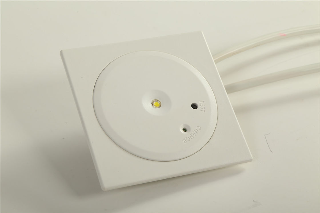 CE 承認の埋め込み型 LED ダウンライト火災非常灯、1 ワット SMD 白色 LED および Ni-Cd バッテリー付き