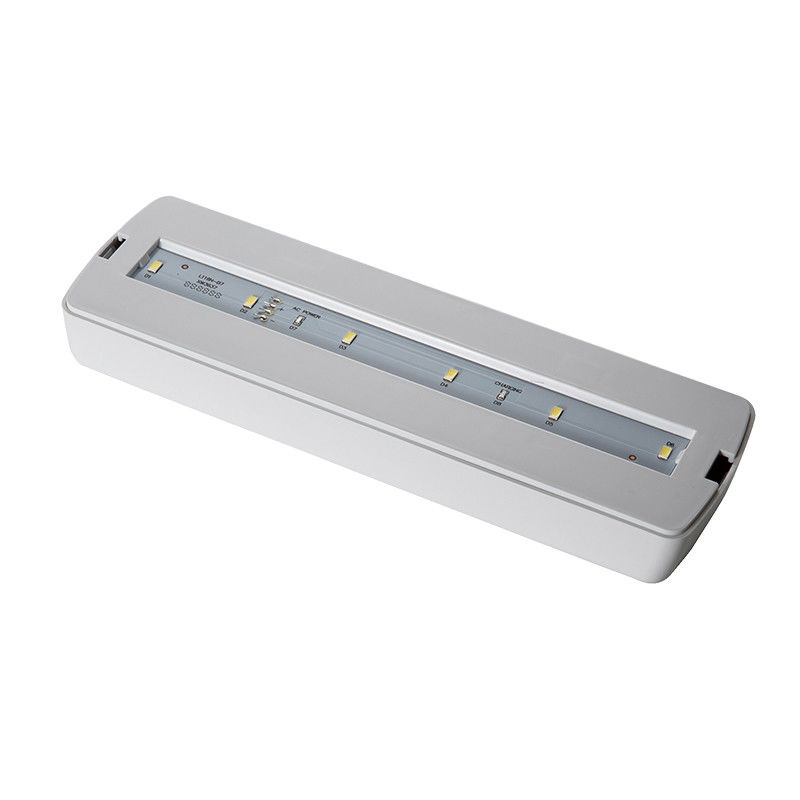 バッテリーバックアップ付きの商用充電可能なLED緊急用ライト 200LM 220V 240V IP20 L116N-A1