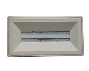 3年保証、25000時間の寿命を持つ5W IP65防水LED非常用バルクヘッドライト