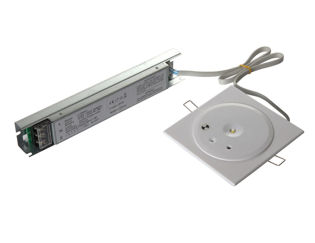 維持されていないIP20LED 収納された天井緊急用灯 蓄電池備用 防災出口サイン 220V L104N-3